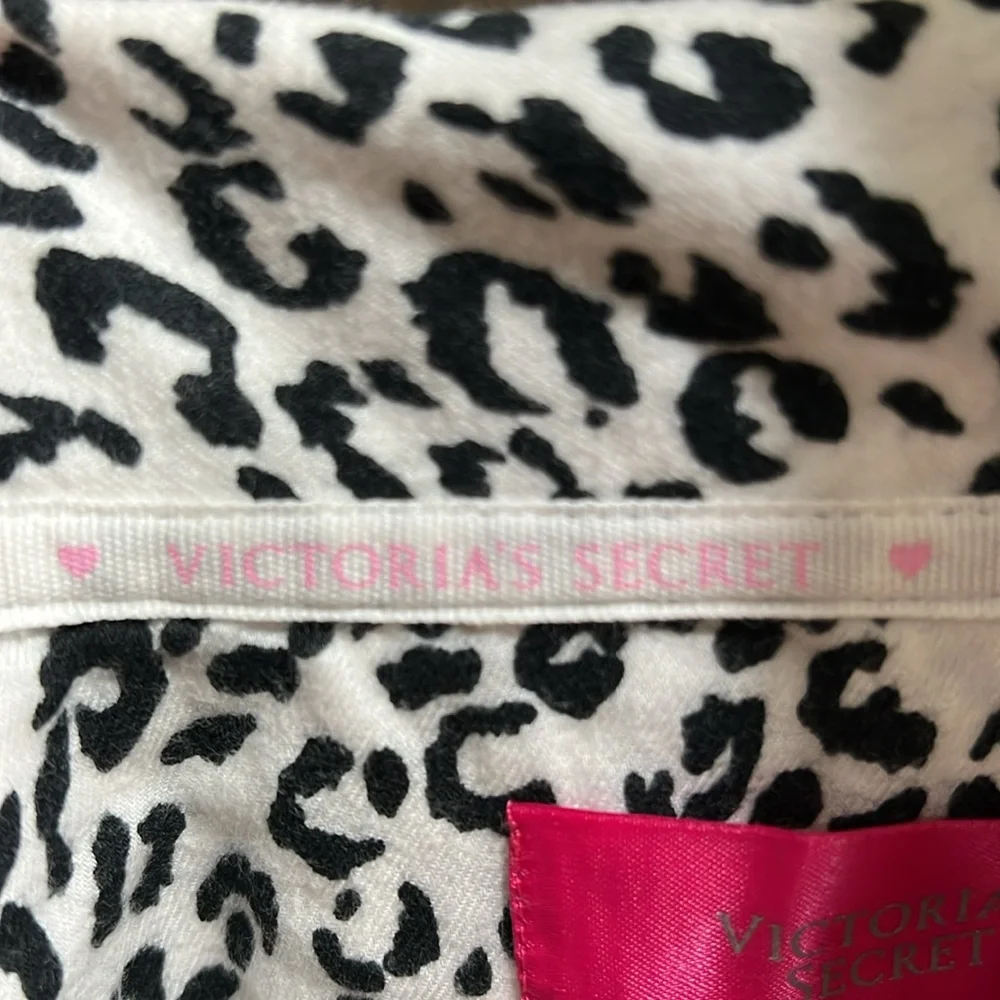 Victoria’s Secret Leopard Gown/Robe with Drawstring, Pink Accents, Cotton, Large - Picture 7 of 12